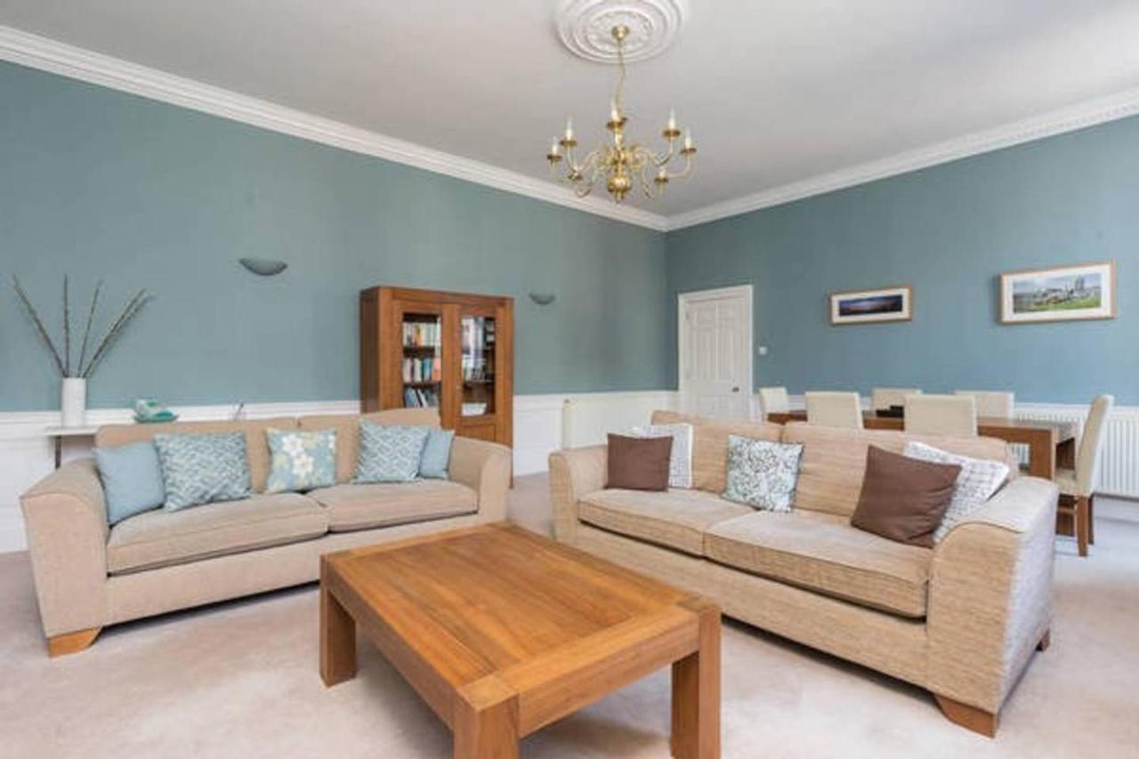 Altido Amazing Hanover St Apt In City Centre 2Br, 2Bath Edinburgh Kültér fotó